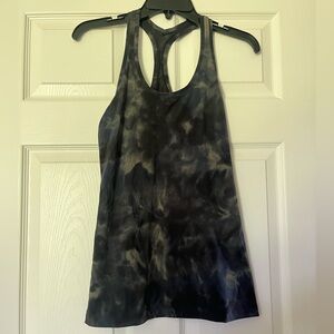 lululemon athletica nulu racerback Tank Top L